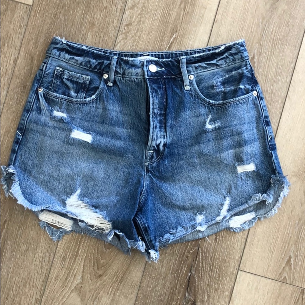 Good American bombshell shorts